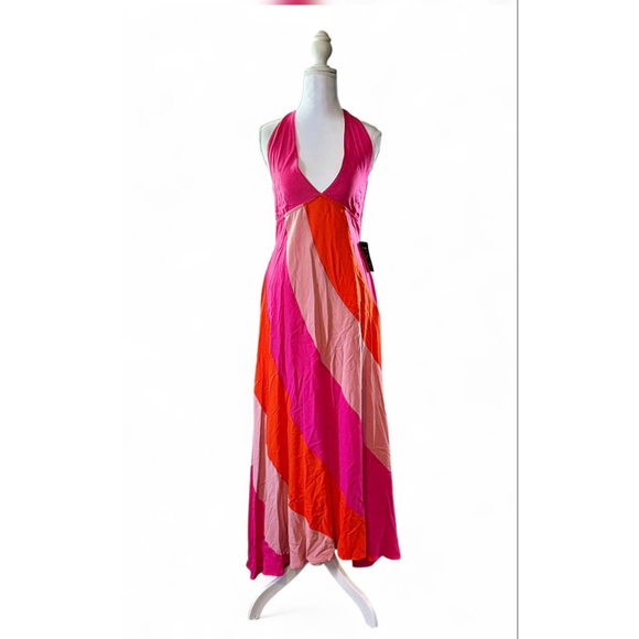 AEMI+CO Dresses & Skirts - 💕🧡NWT AEMI + CO Pink Orange Coral Halter Maxi Dress Colorblock Size S
